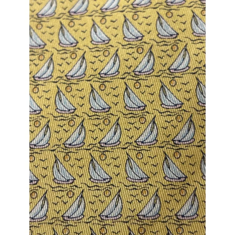 Vineyard Vines Martha's‎ Vineyard Sailboat Print Silk Tie Yellow Nautical Z-2